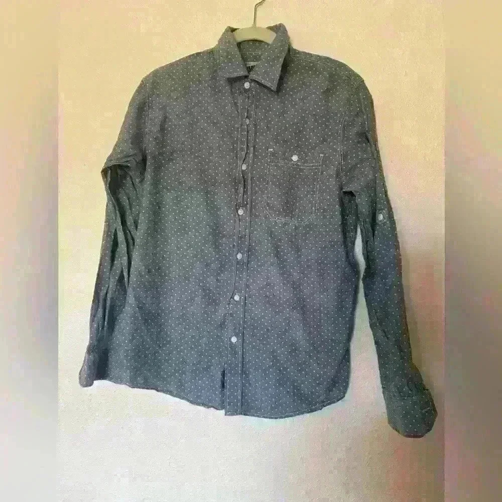 Shirt size M in good condition